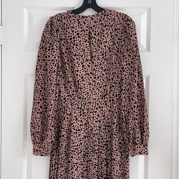 Clad & Cloth Cheetah Sisters Dress Small - Picture 4 of 4